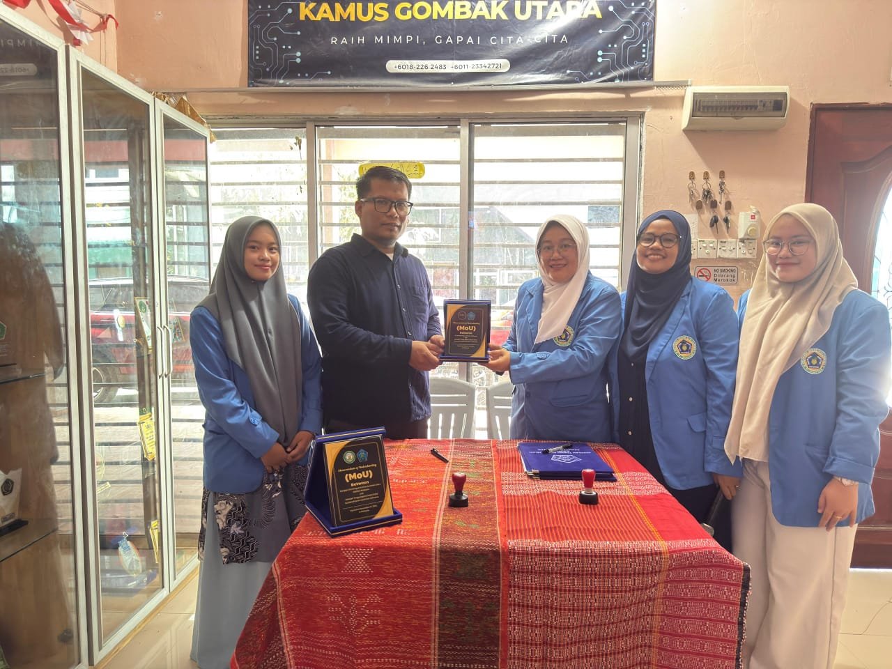 MOU WITH STUDENTS IN MALAYSIA